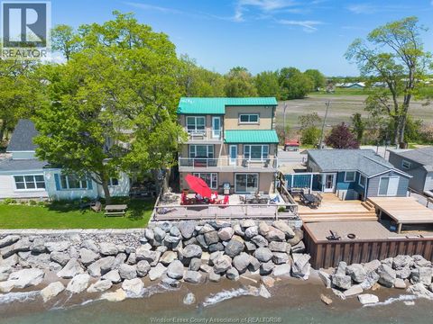 992 Point Pelee DRIVE Leamington ON N8H3V4