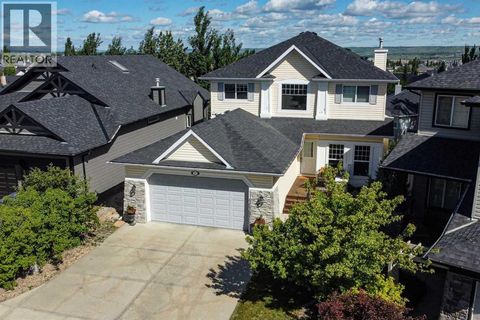 21 Cresthaven Way SW Calgary AB T3B5X8