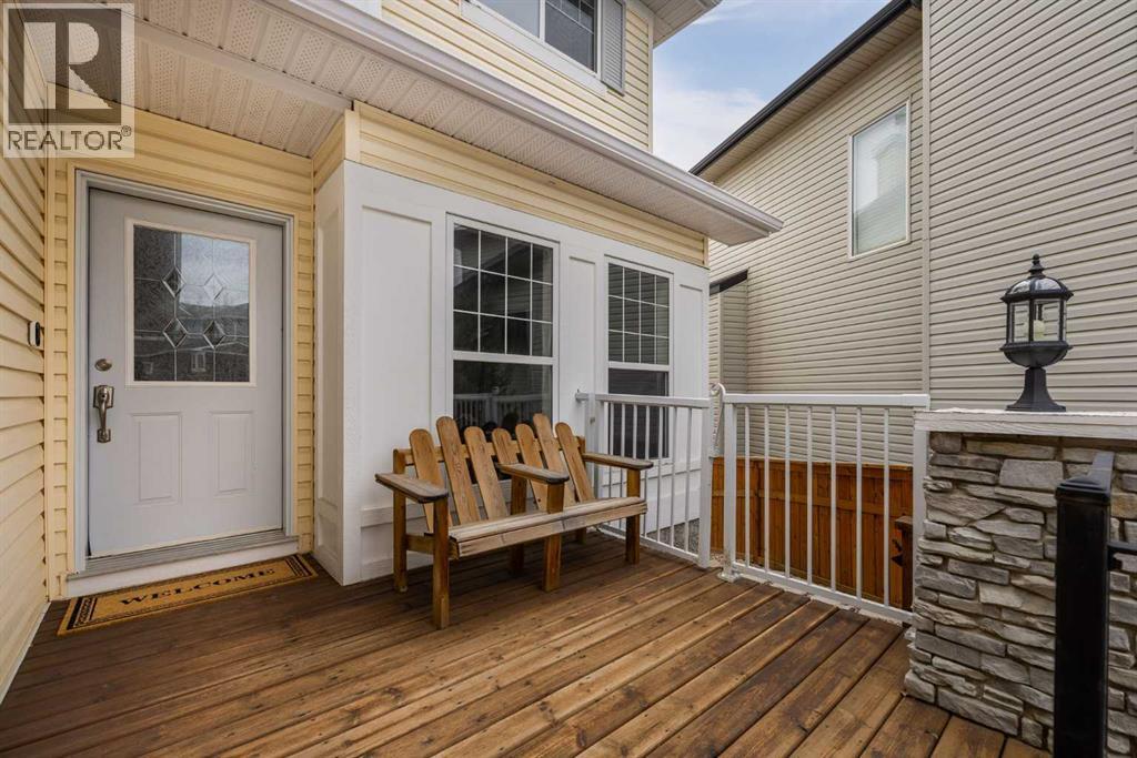 21 Cresthaven Way SW