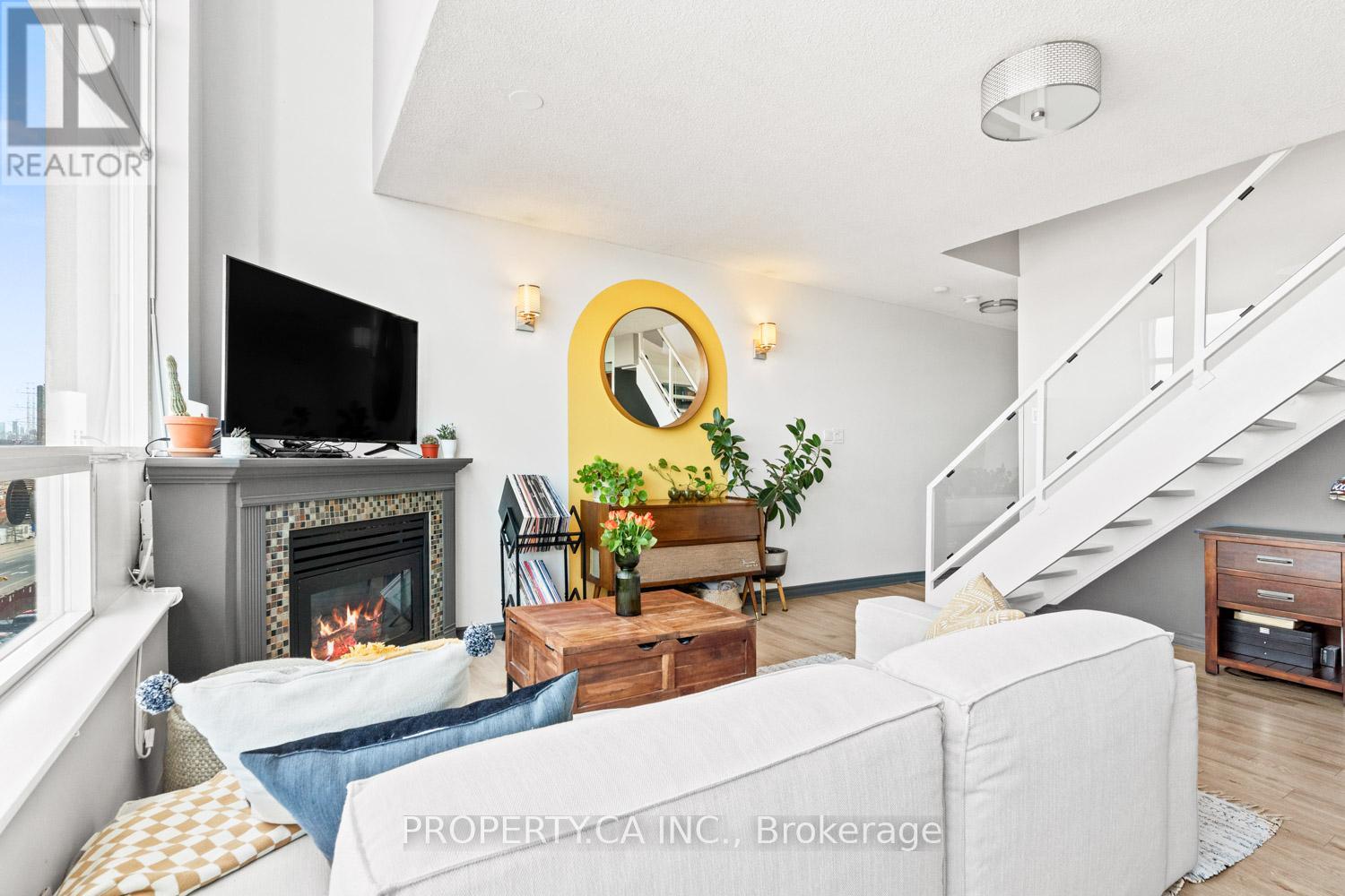 421 - 200 MANITOBA STREET