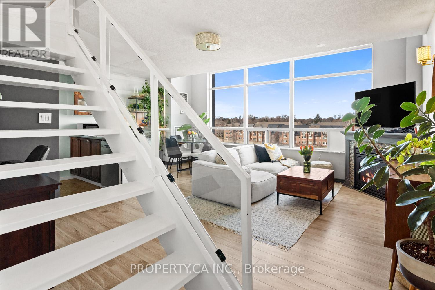 421 - 200 MANITOBA STREET