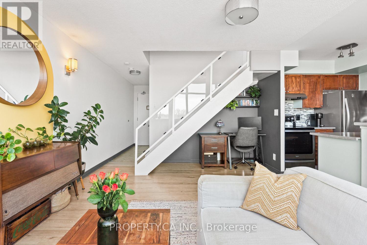 421 - 200 MANITOBA STREET