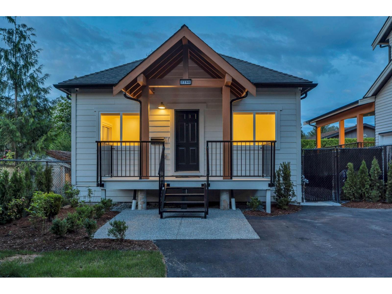 2290 MOULDSTADE ROAD