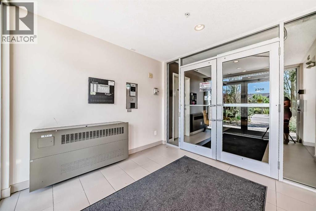 417, 2300 Evanston Square NW