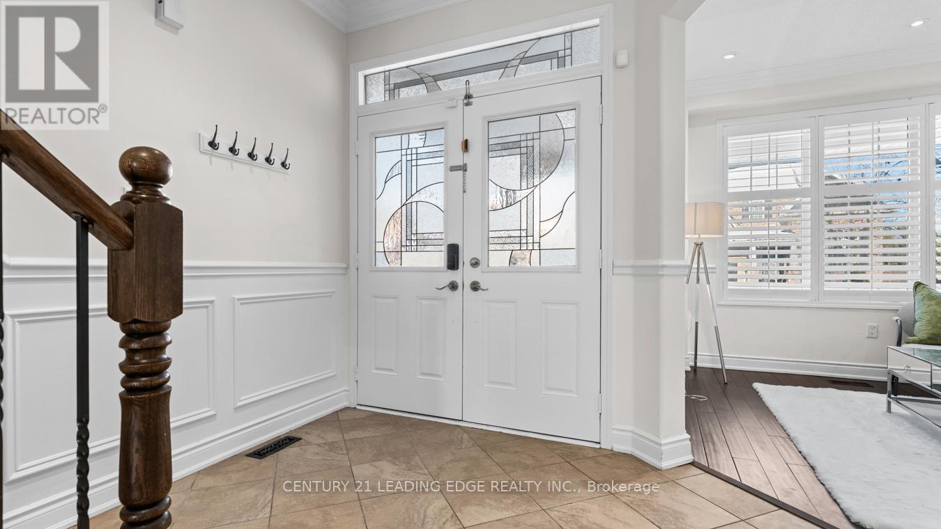 657 BROTHERS CRESCENT