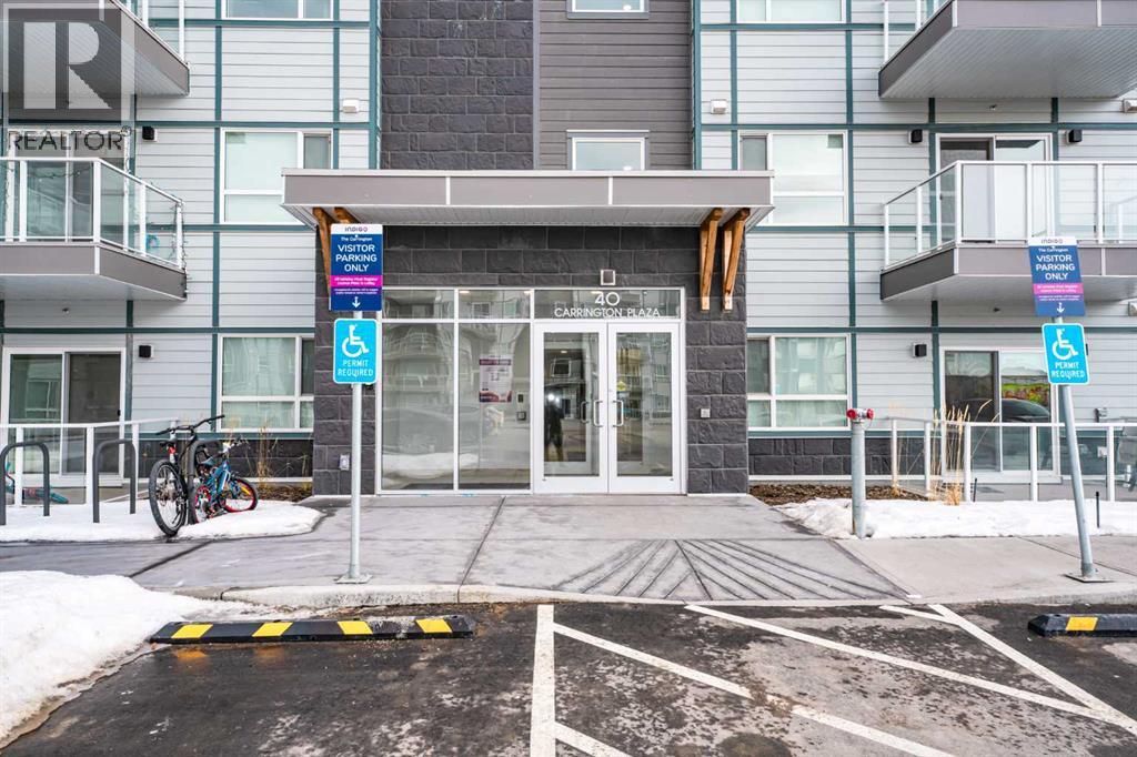 215, 40 Carrington Plaza N