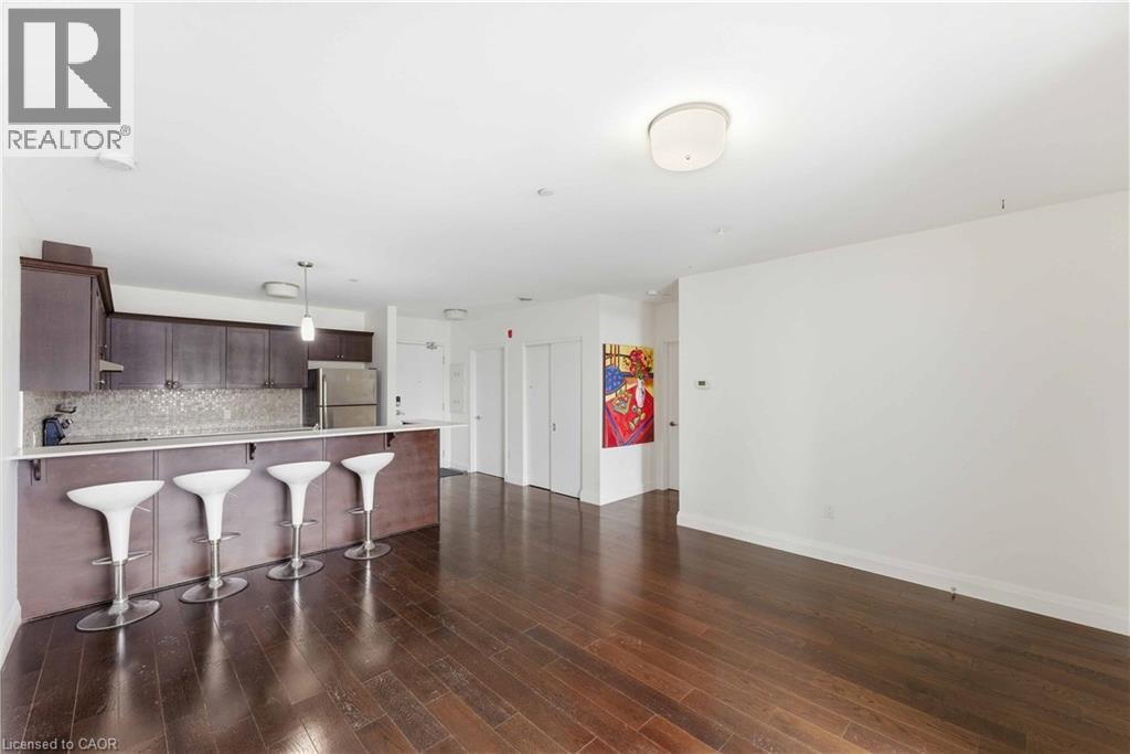 26 WELLINGTON Street Unit# 404