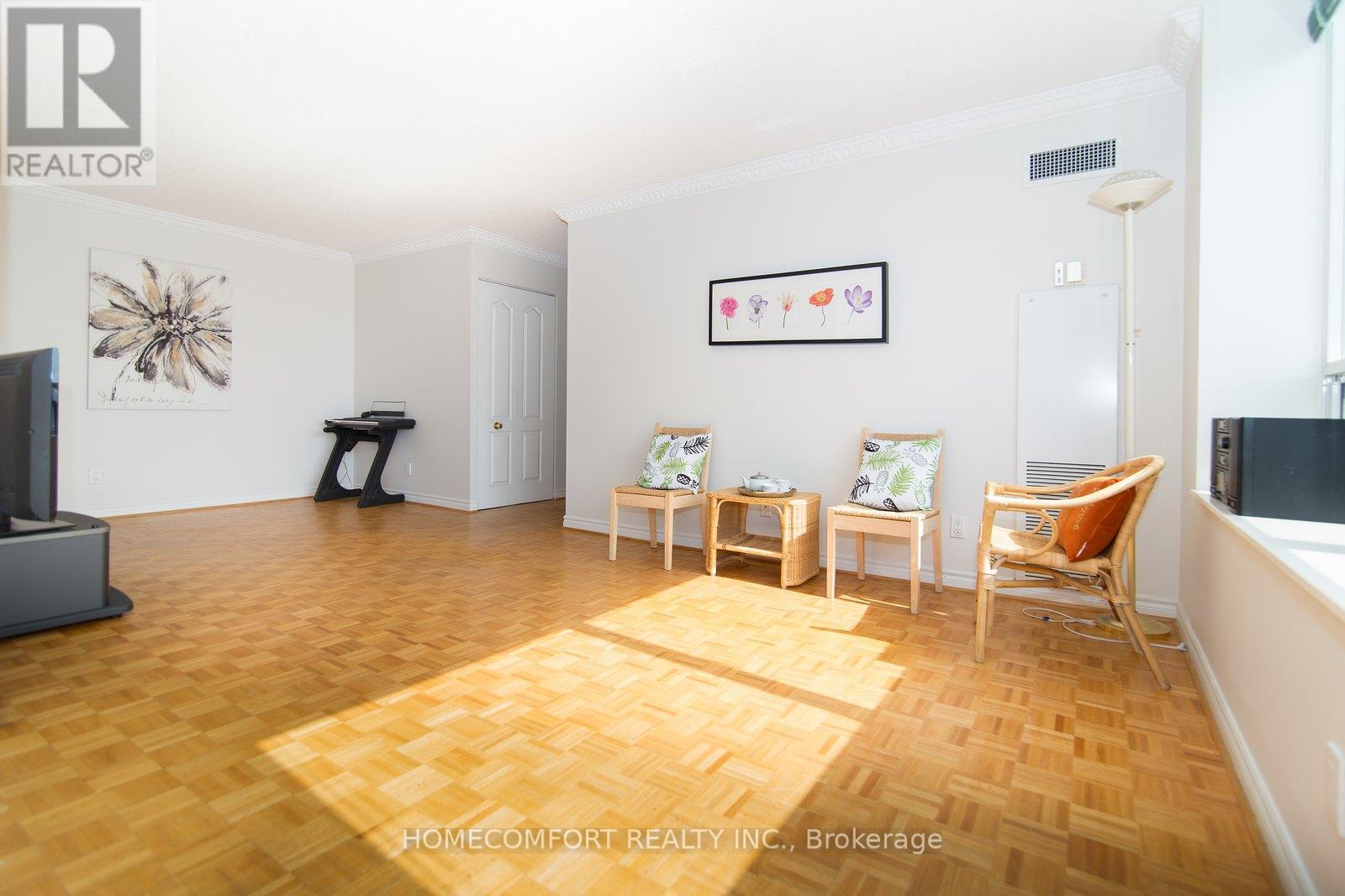 1022 - 1883 MCNICOLL AVENUE