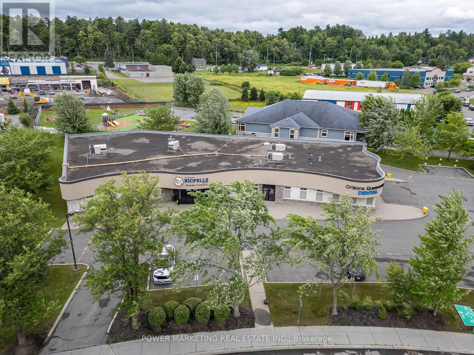 500 LACOLLE WAY