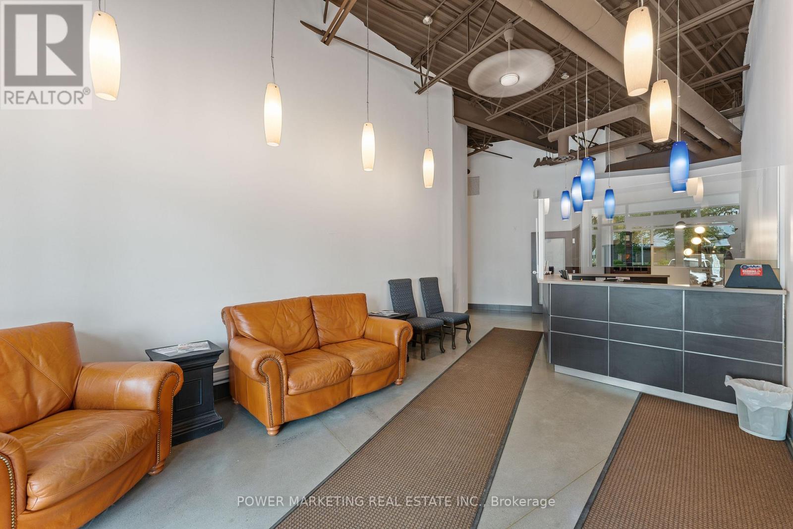 500 LACOLLE WAY