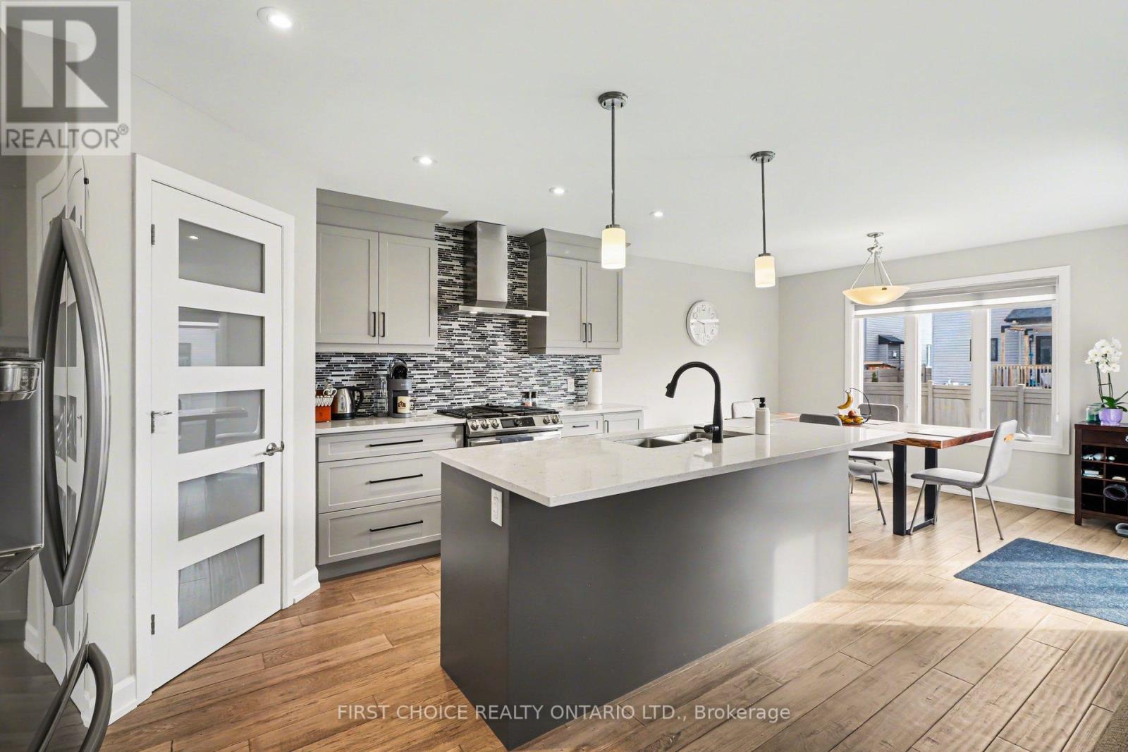 540 LUCENT STREET