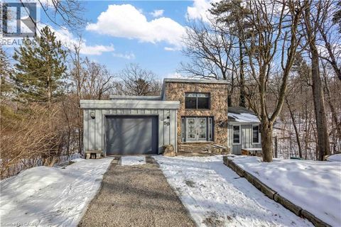 59 PARK Road S Grimsby ON L3M4E7