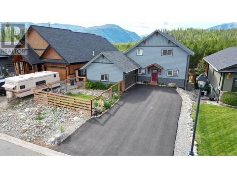 527 FOREST CROWNE Drive Kimberley BC V1A0A4