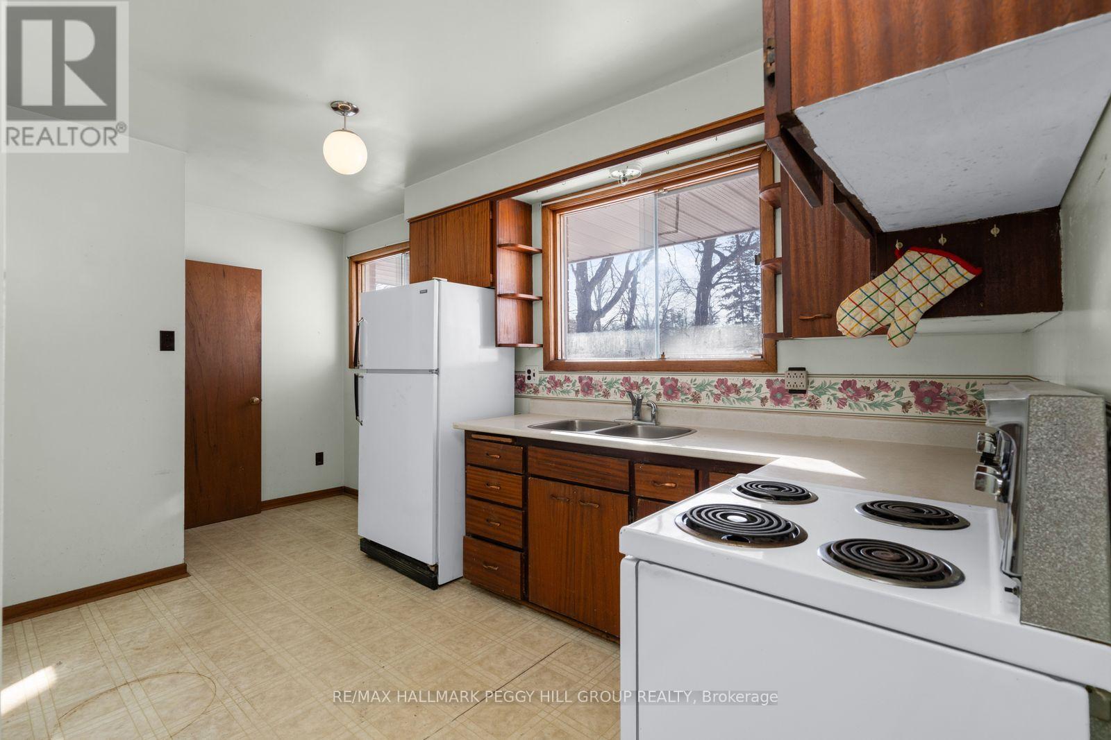 1646 BIG BAY POINT ROAD