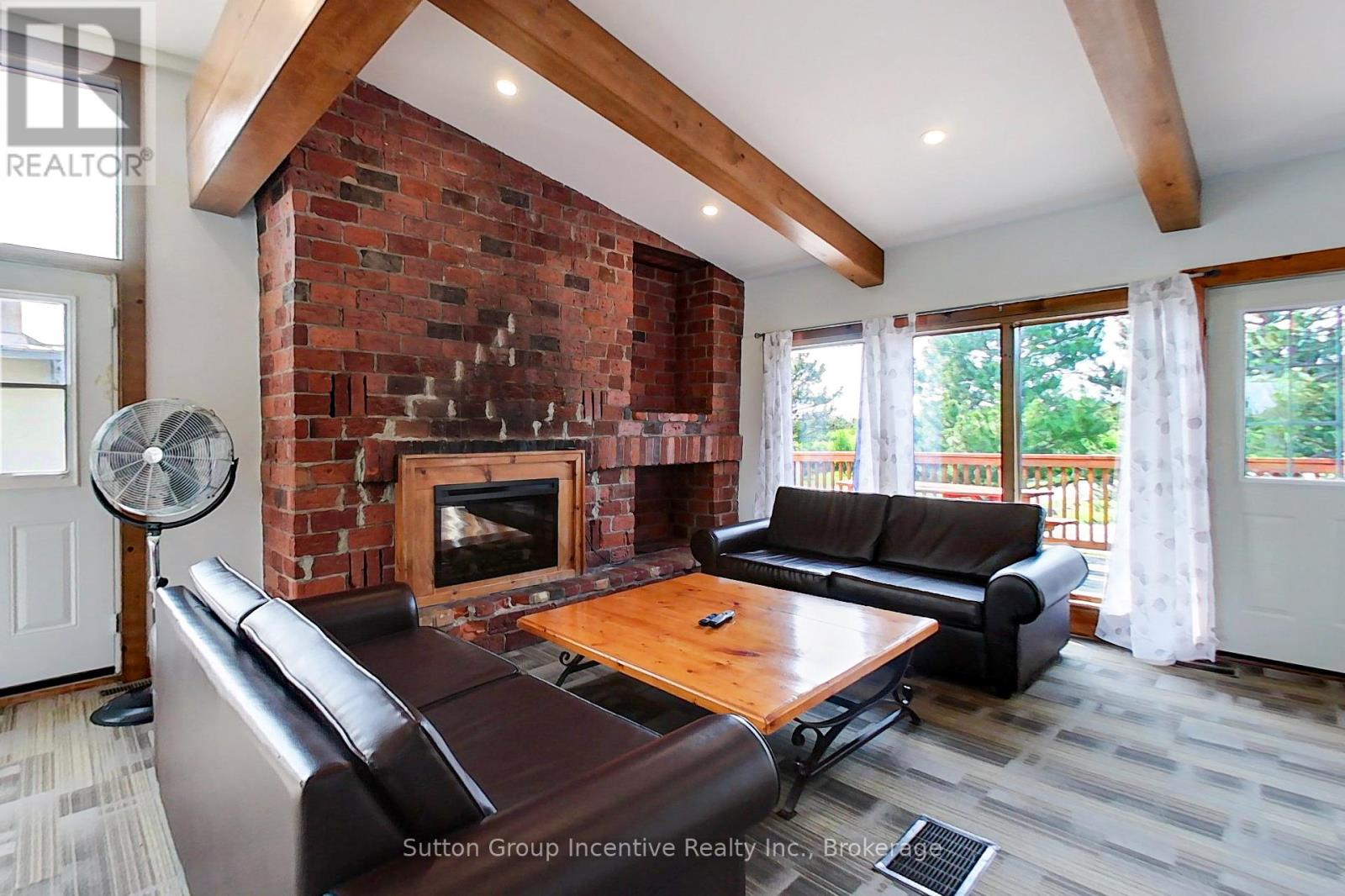 151 TYROLEAN LANE