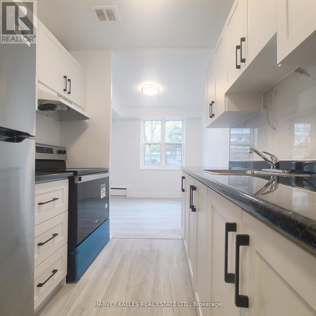 4 - 125 SHELBORNE AVENUE