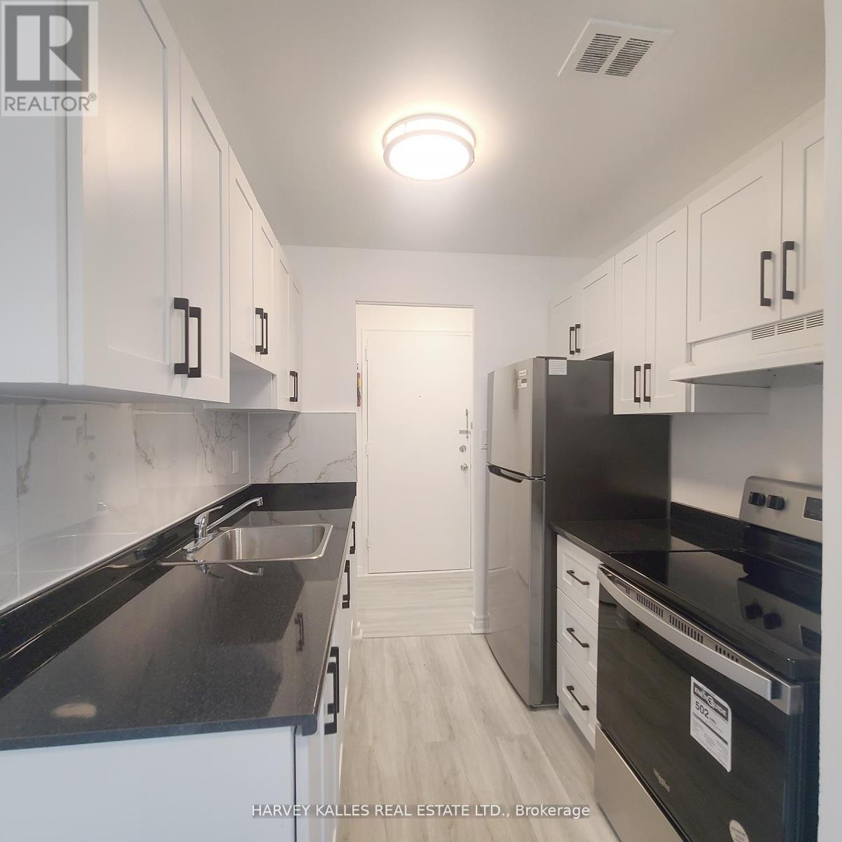 4 - 125 SHELBORNE AVENUE