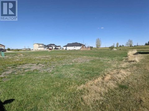 1502 Whispering Drive Vulcan AB T0L2B0