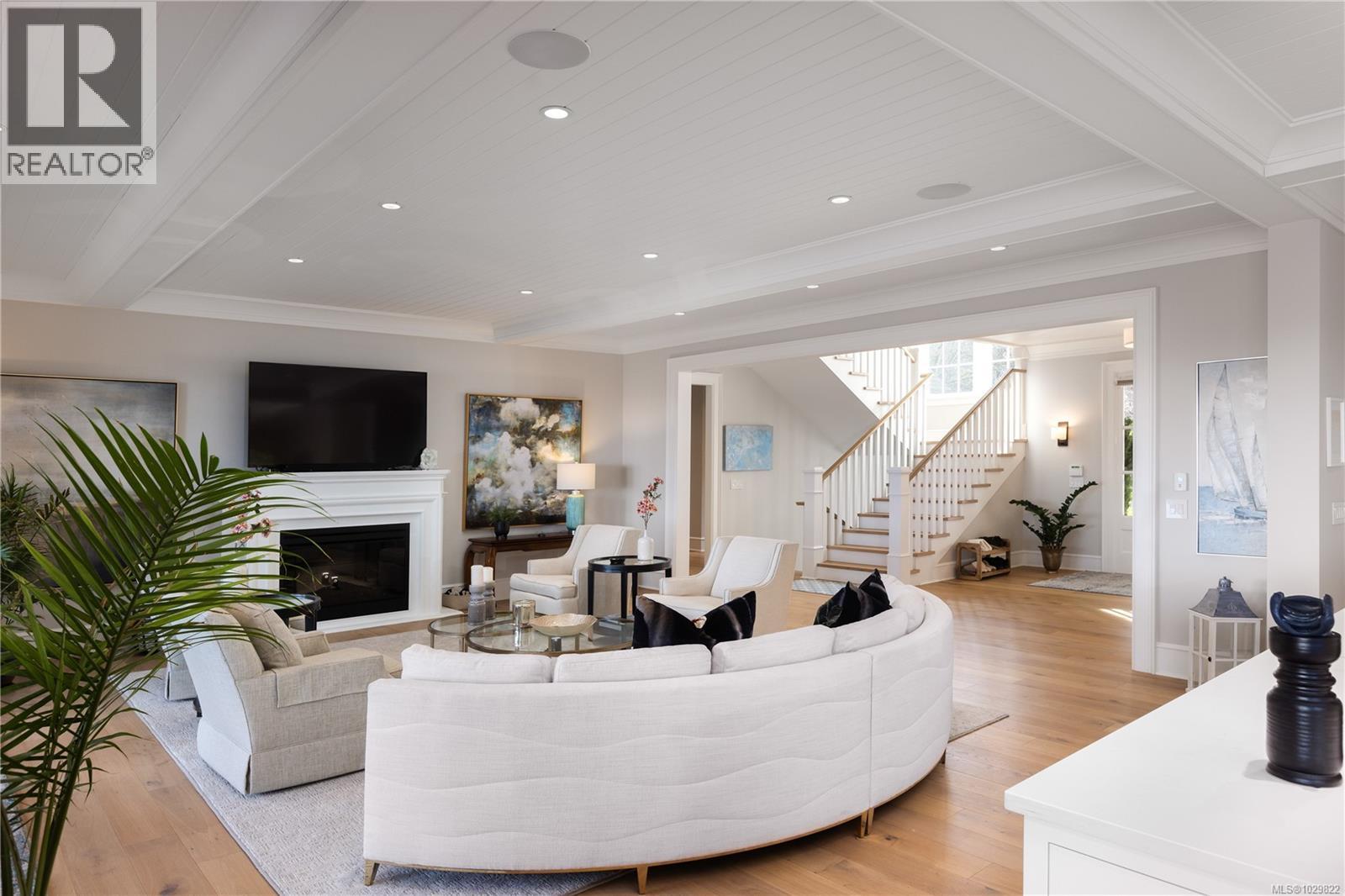 2616 Queenswood Lane