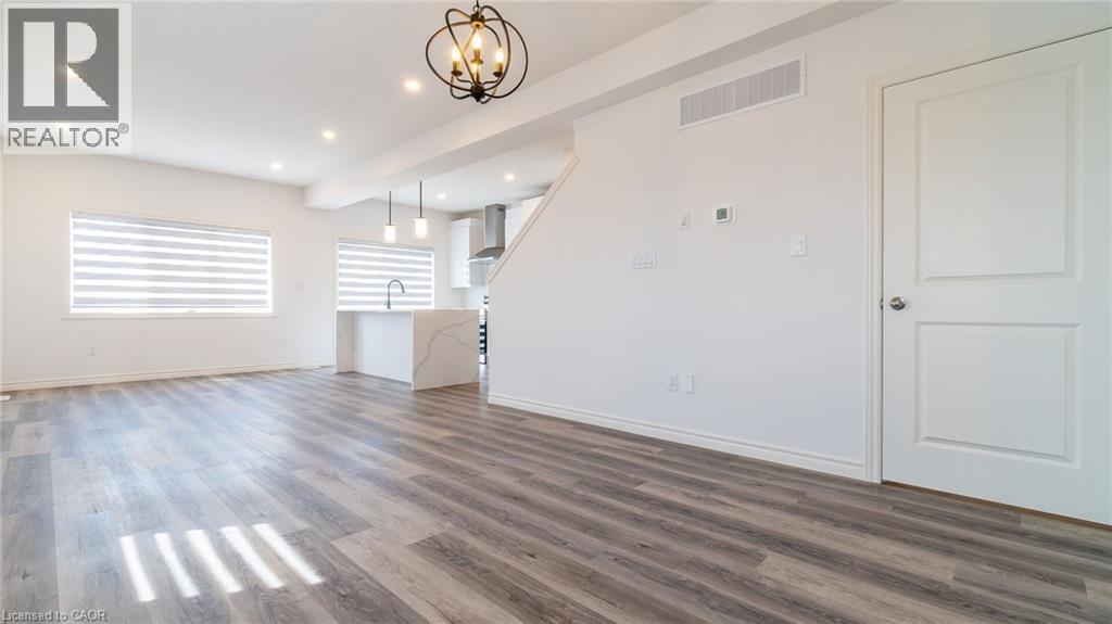 3911 AUCKLAND Avenue