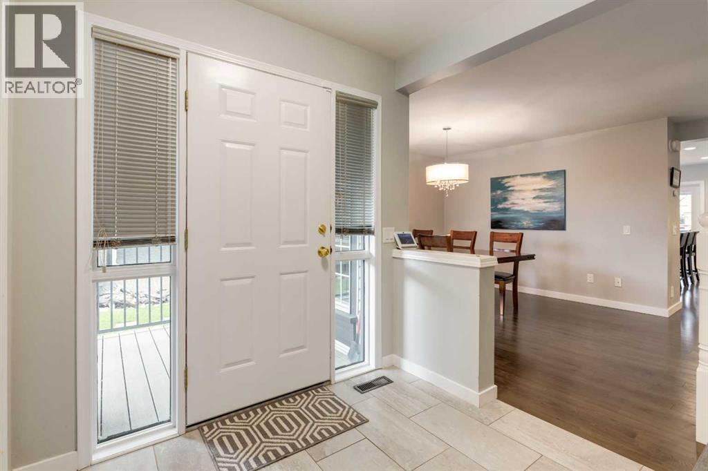 128 Riverwood Close SE