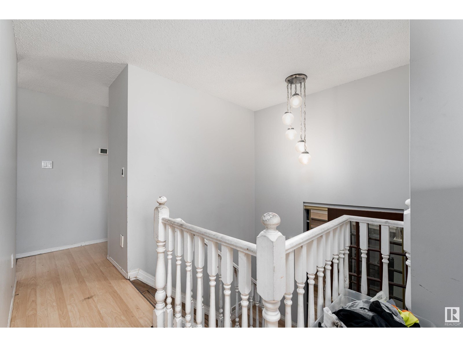 1131 35A ST NW