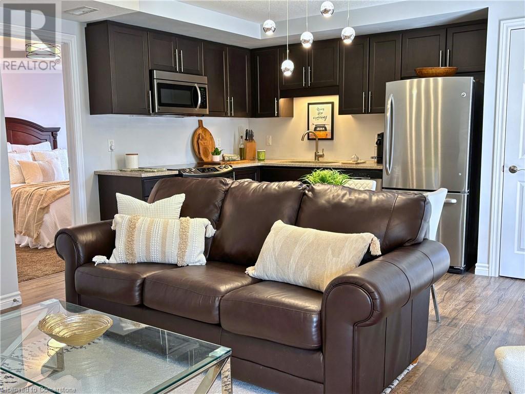255 MAITLAND Street Unit# 5F