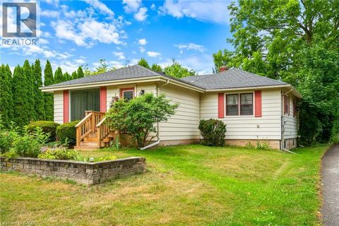 15756 NIAGARA Parkway Niagara-on-the-Lake ON L0S1J0