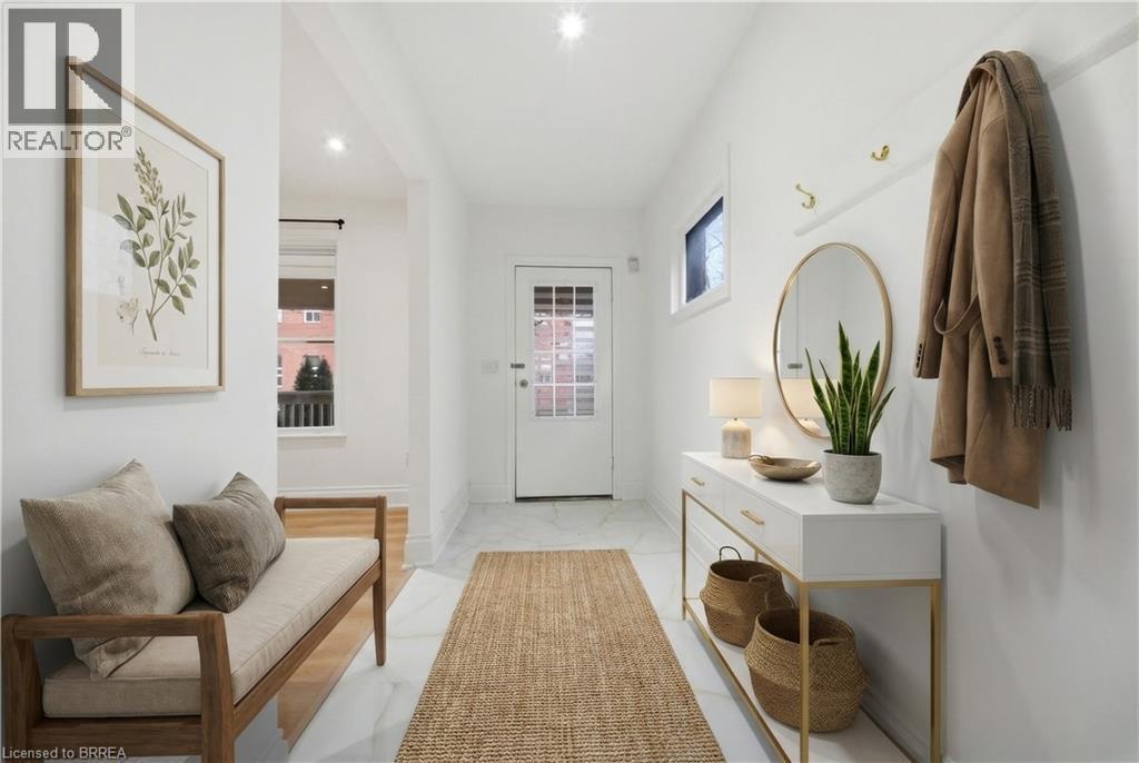 135 MARLBOROUGH Street