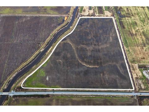 17901 80 AVENUE Surrey BC V4N6G3