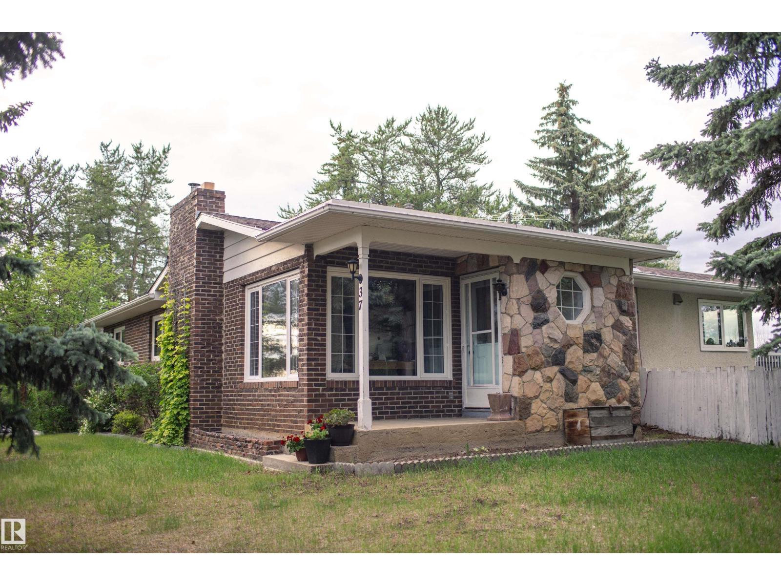 #37 55305 RGE ROAD 242