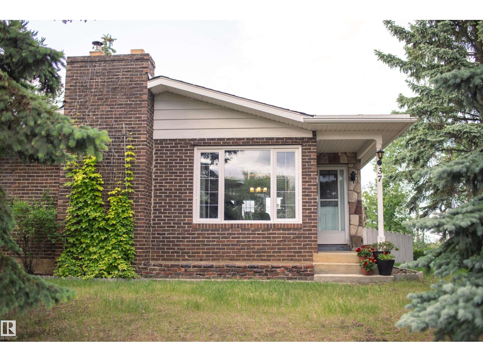 #37 55305 RGE ROAD 242