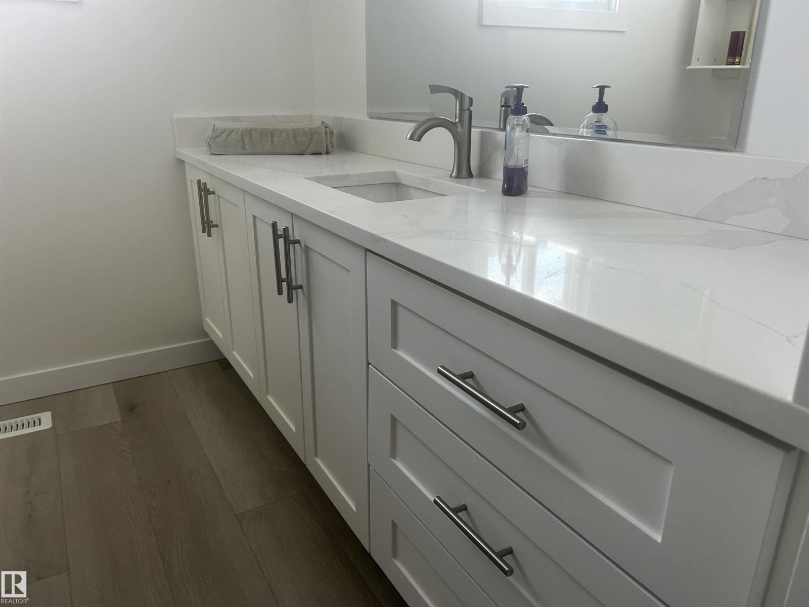 14911 77 ST NW NW