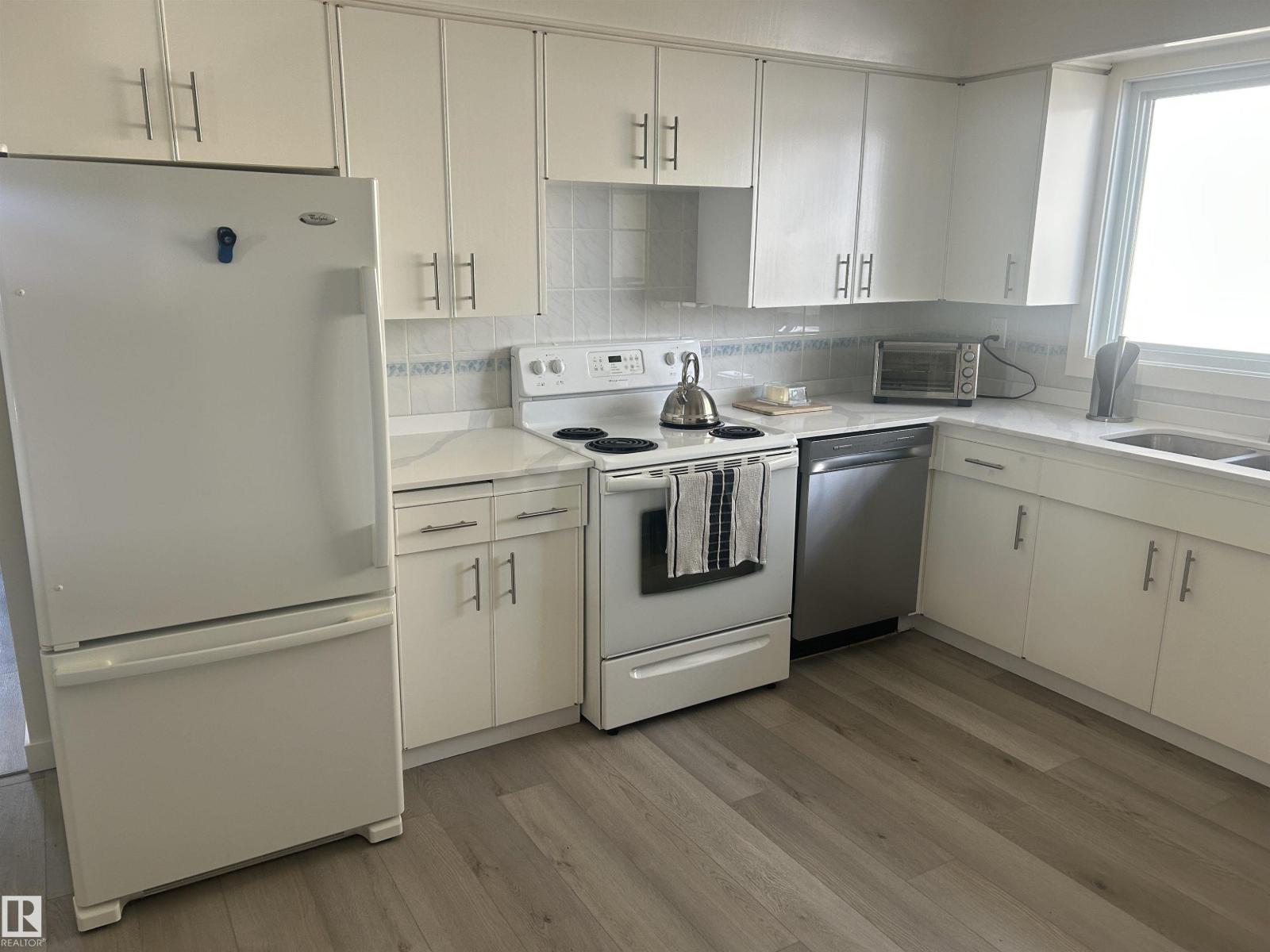 14911 77 ST NW NW