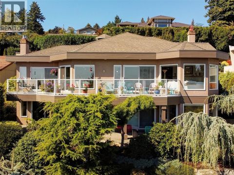 5009 Georgia Park Terr Saanich BC V8Y2B8