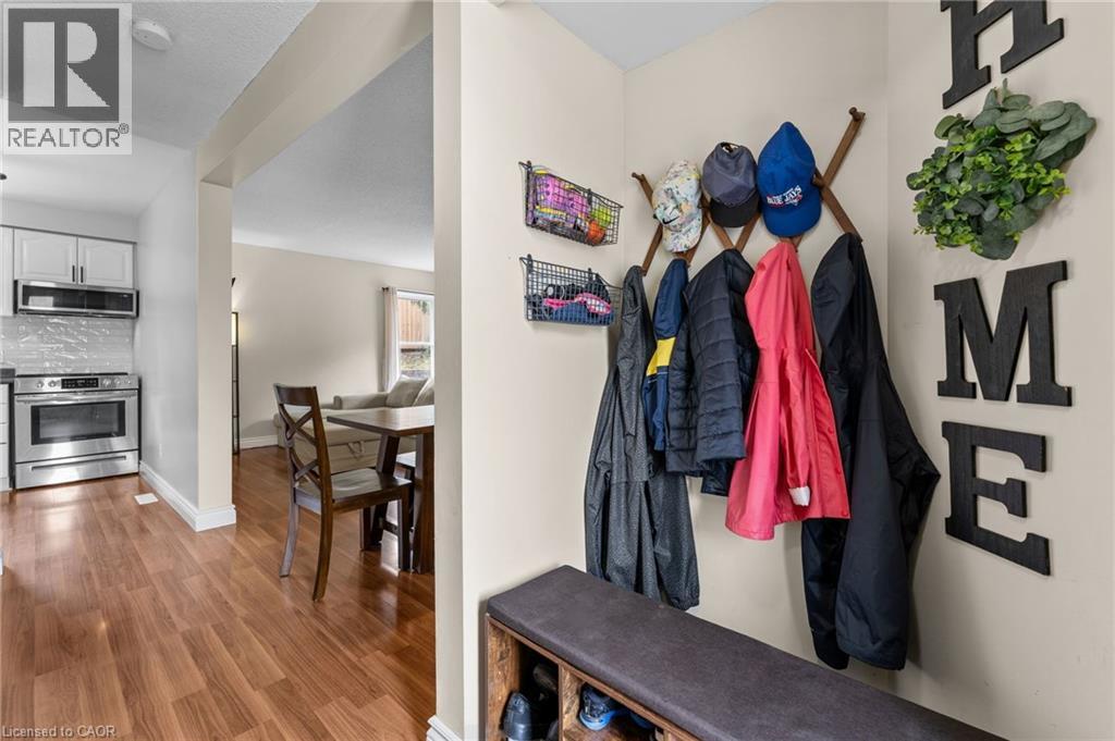 465 BEECHWOOD Place Unit# 12