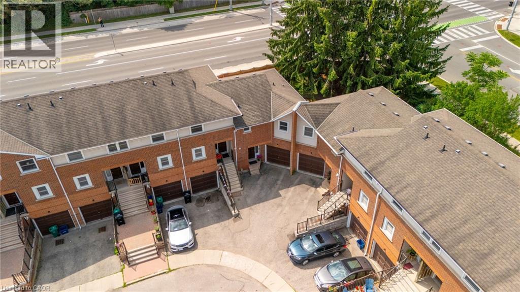 465 BEECHWOOD Place Unit# 12