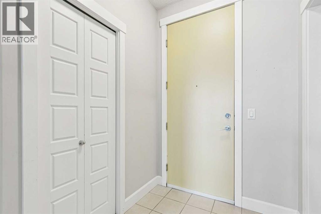 403, 830 Centre Avenue NE