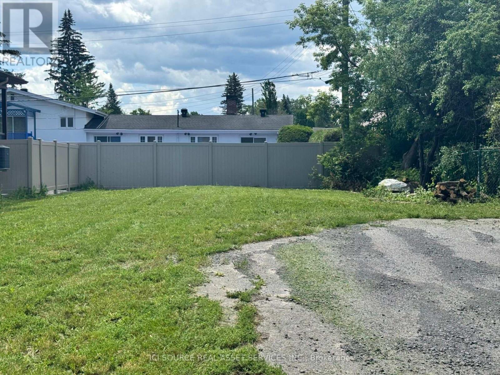 410 SMYTH ROAD
