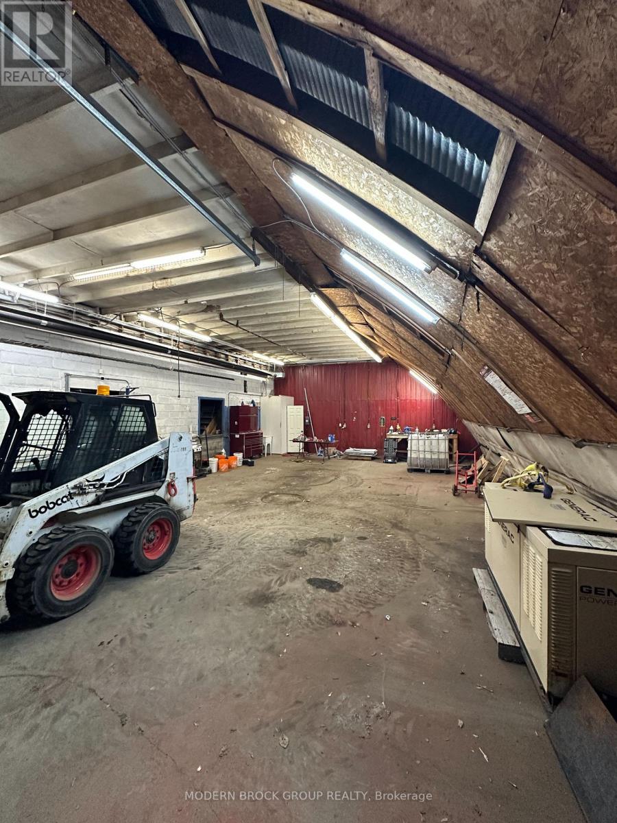 B - 6679 FOURTH LINE ROAD