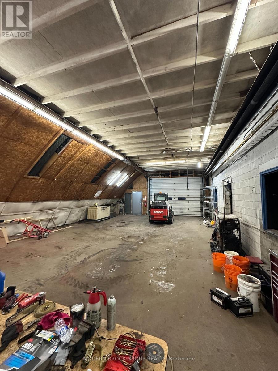 B - 6679 FOURTH LINE ROAD