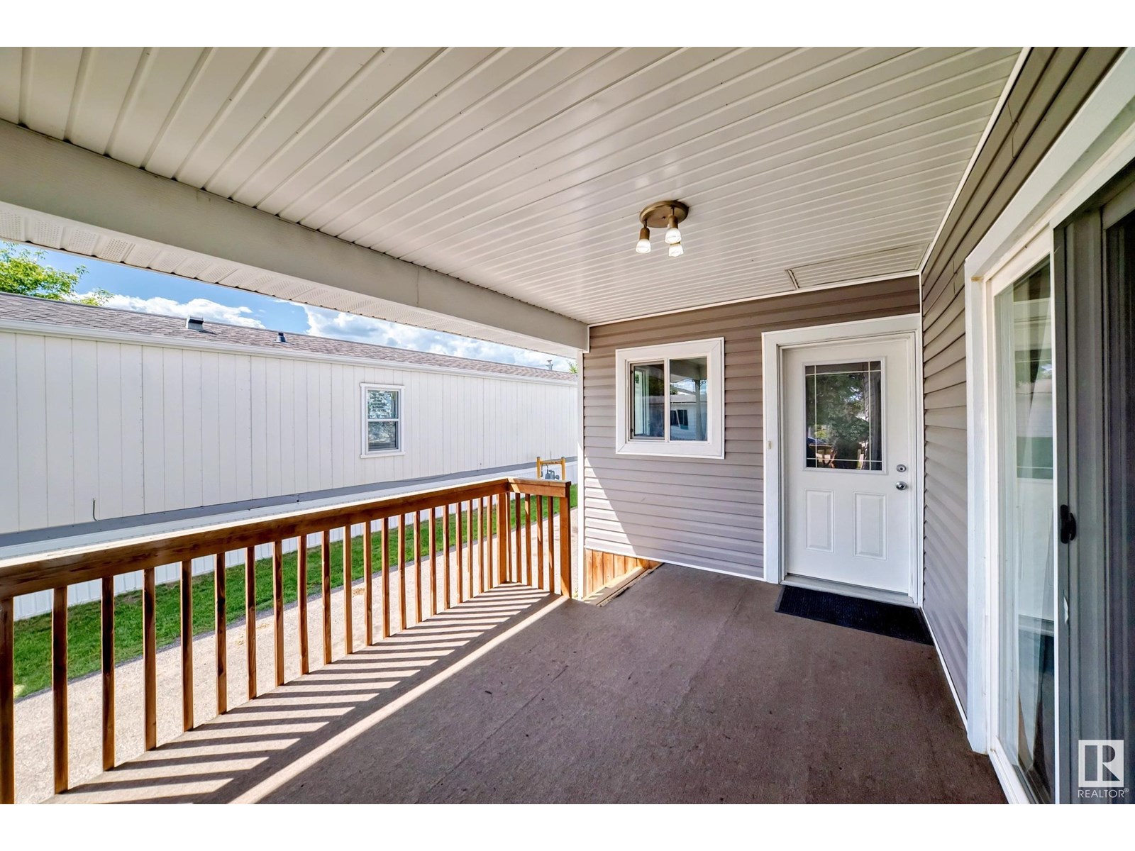140 West View CR NW