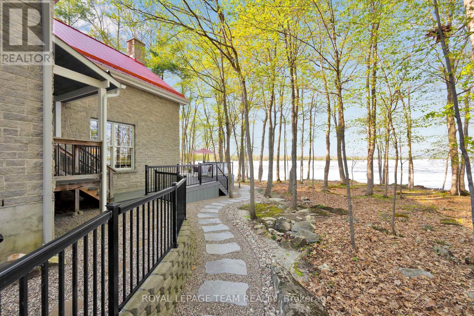 270 MORRIS ISLAND DRIVE