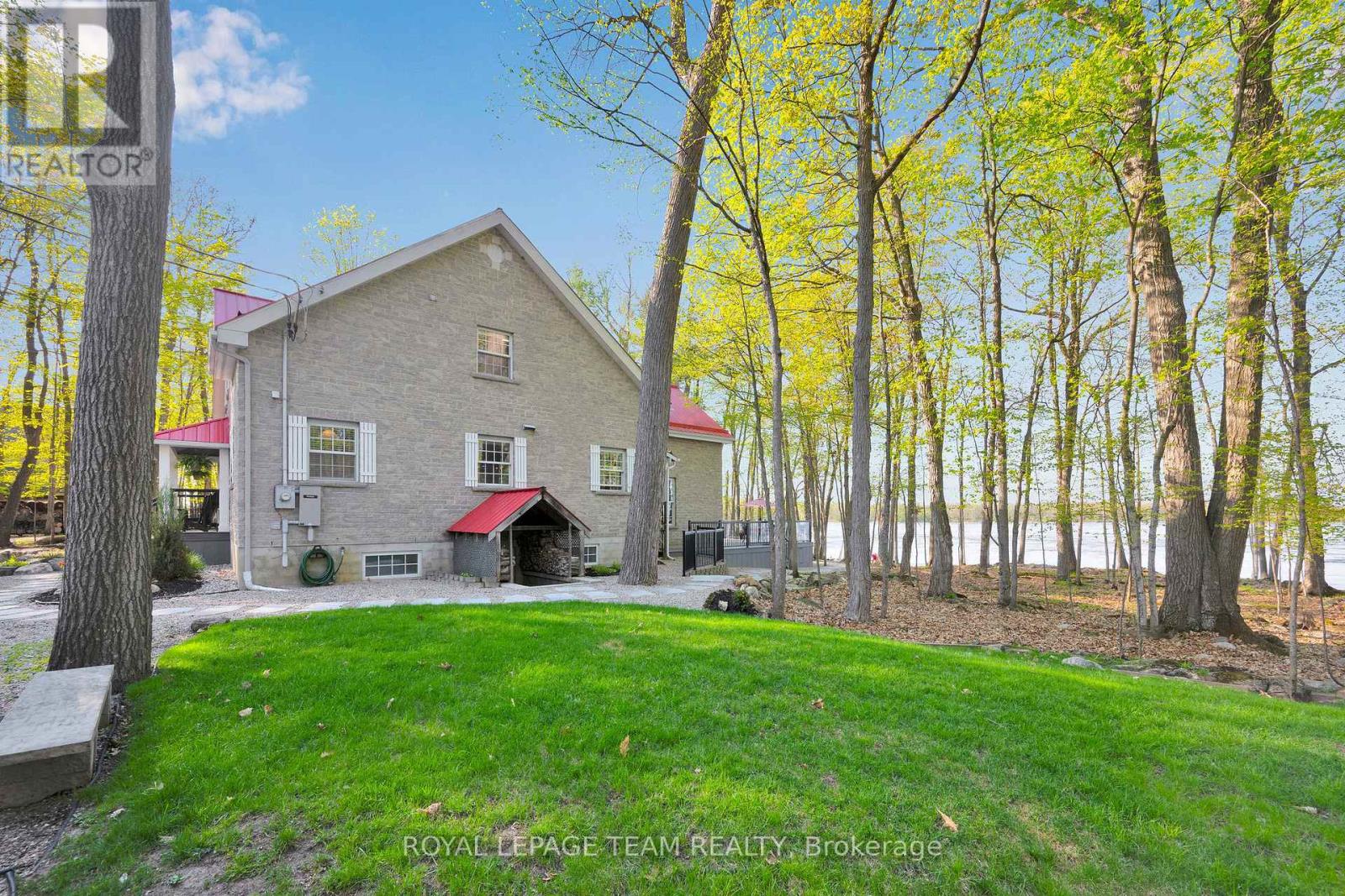 270 MORRIS ISLAND DRIVE