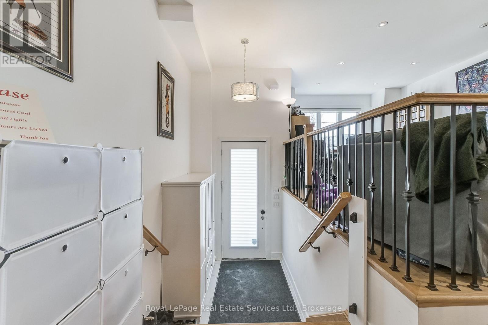 176 LEYTON AVENUE
