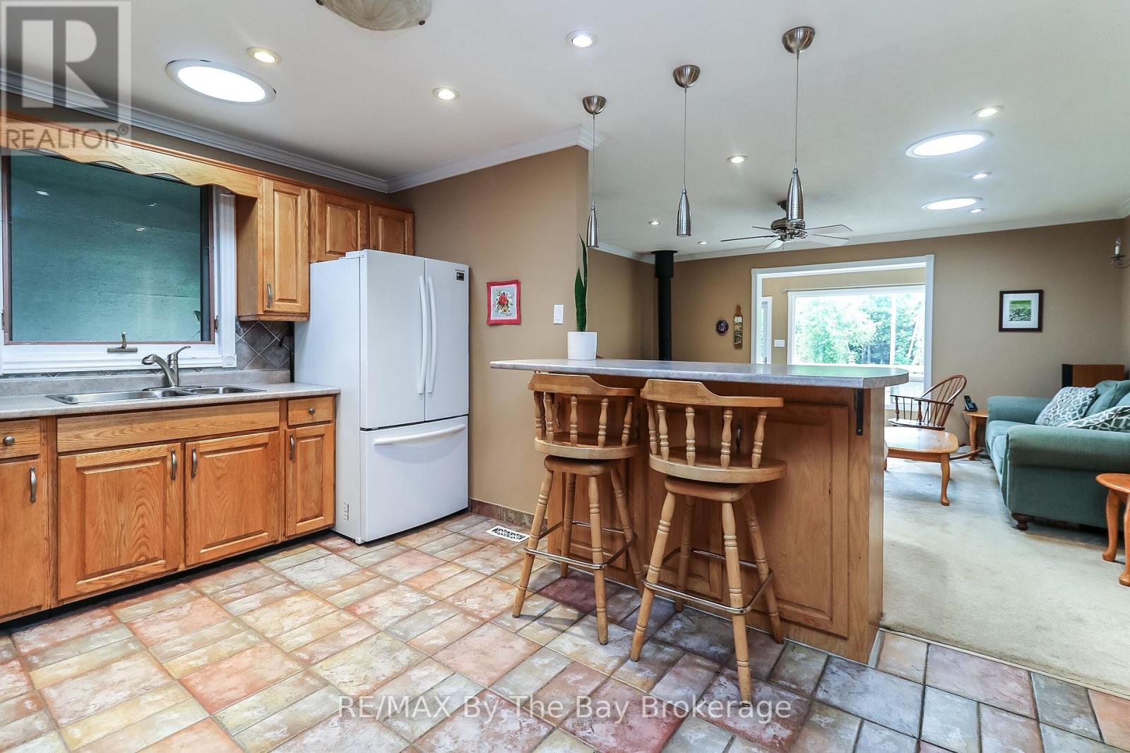 116 STROUD CRESCENT