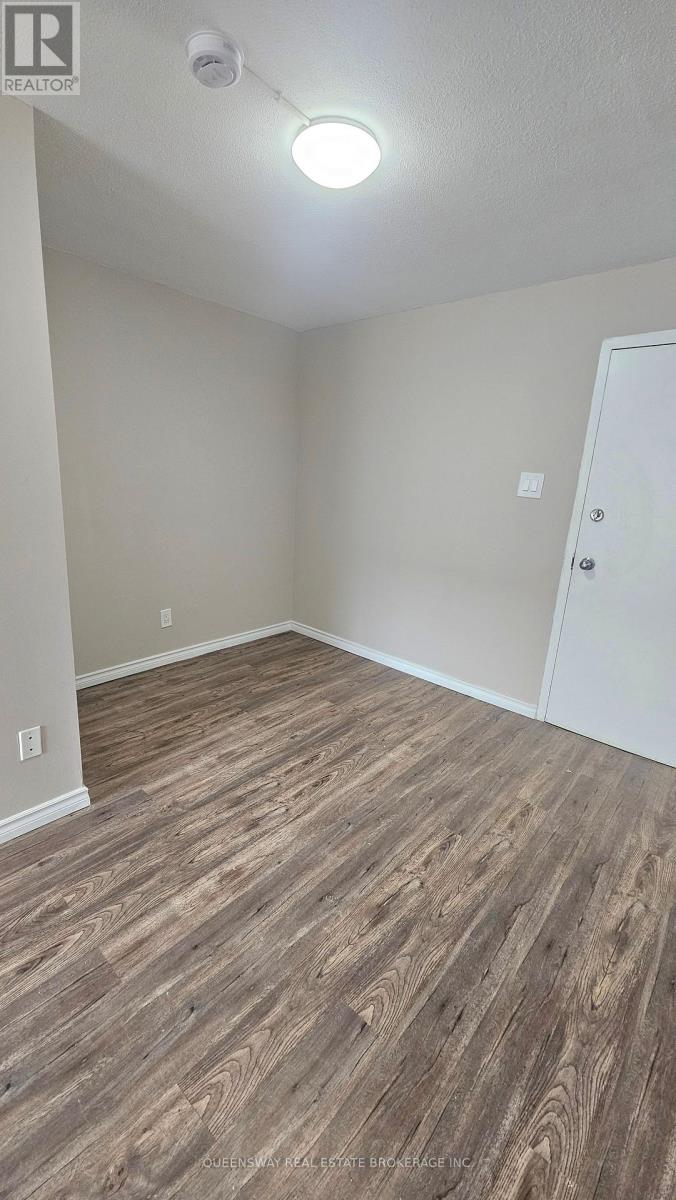 9 - 663 BARBER AVENUE