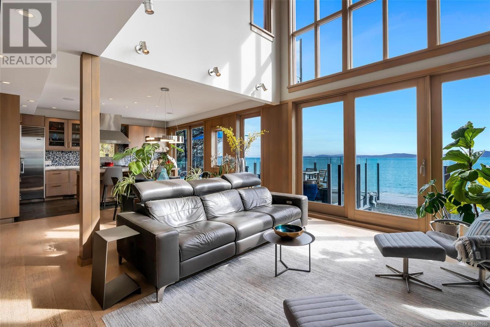 5073 Cordova Bay Rd