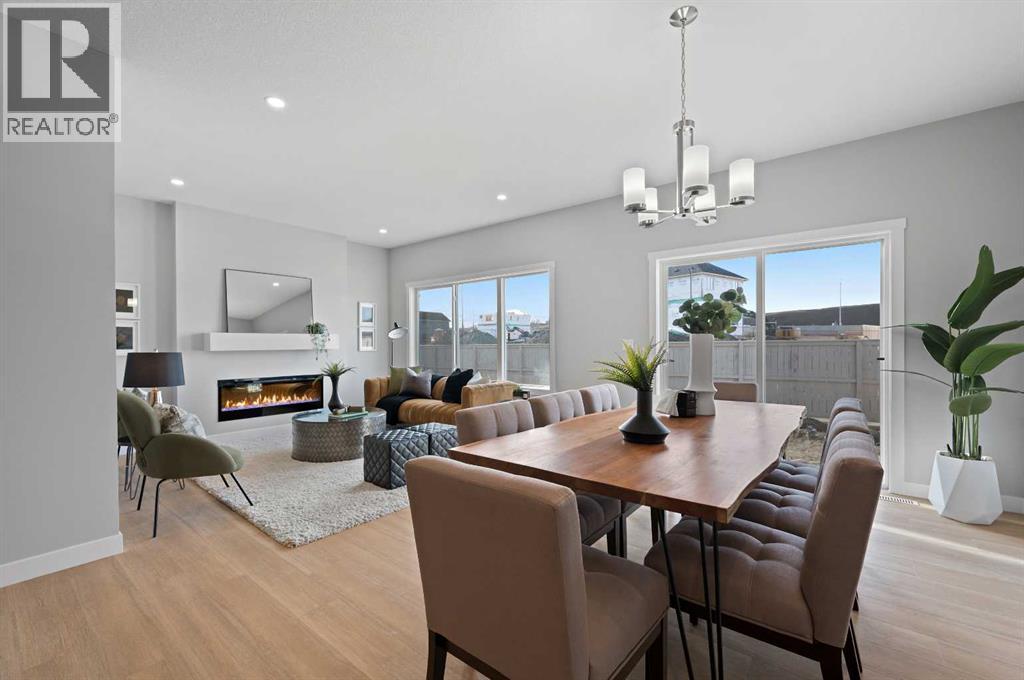 821 Baywater Place SW