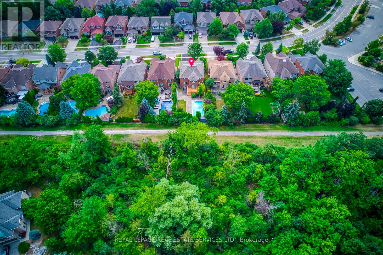 1387 BAYSHIRE DRIVE